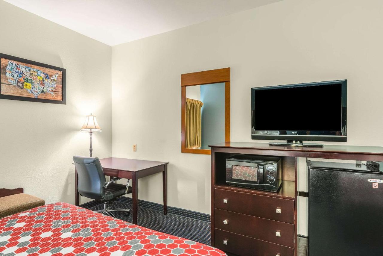 Econo Lodge Inn & Suites Pritchard Road נורת' ליטל רוק מראה חיצוני תמונה