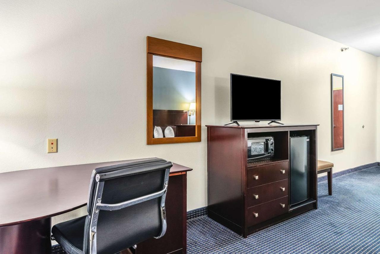 Econo Lodge Inn & Suites Pritchard Road נורת' ליטל רוק מראה חיצוני תמונה