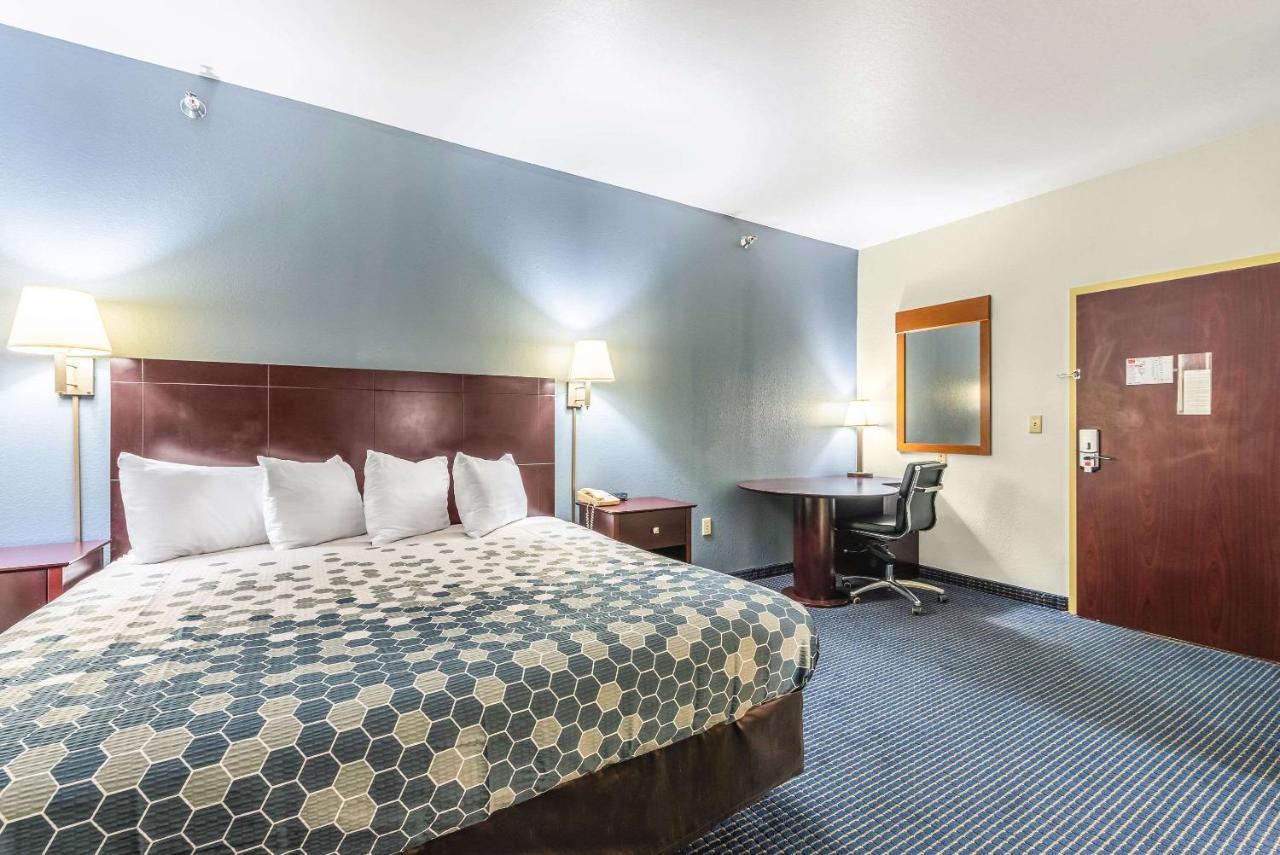 Econo Lodge Inn & Suites Pritchard Road נורת' ליטל רוק מראה חיצוני תמונה
