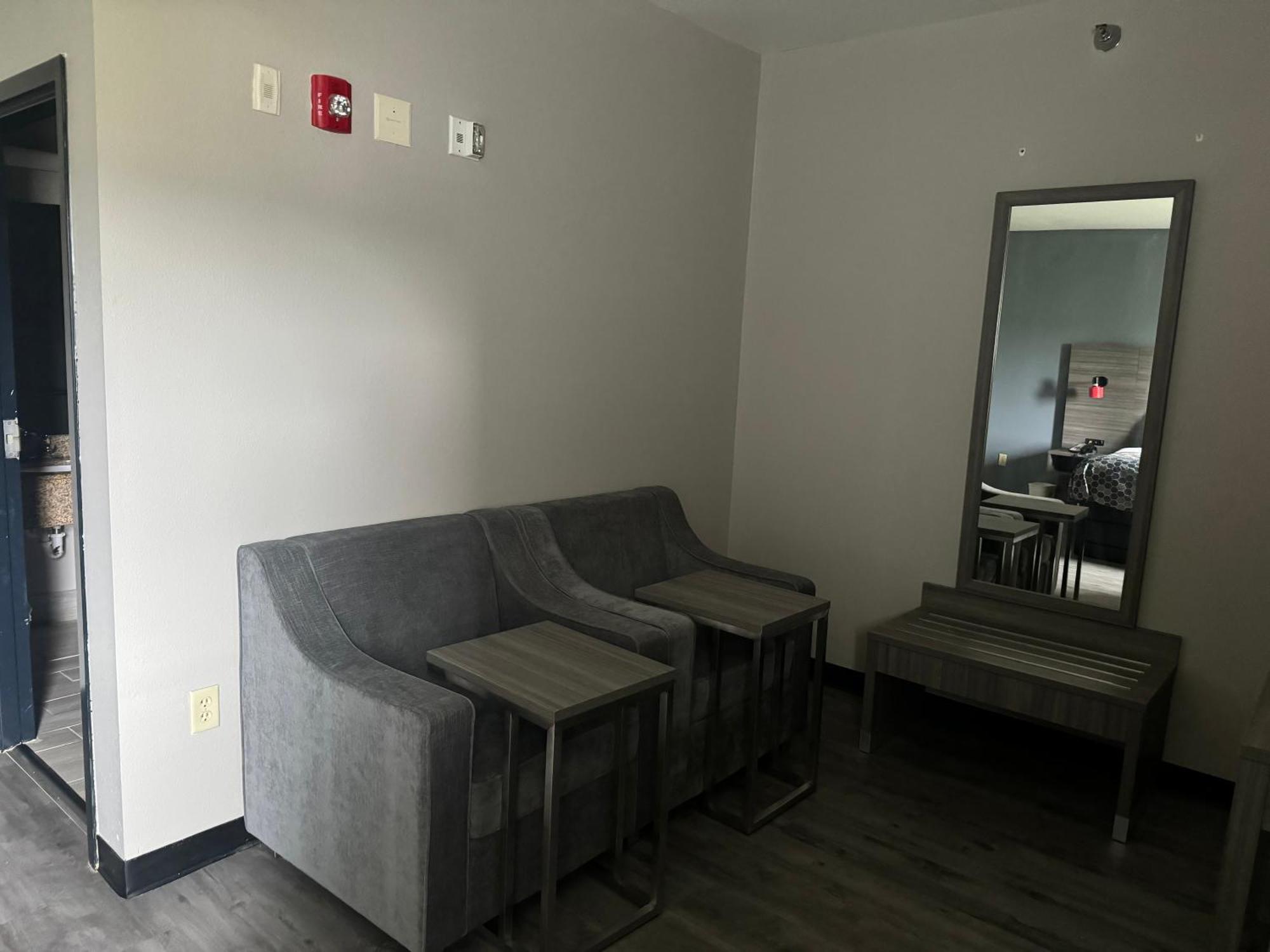 Econo Lodge Inn & Suites Pritchard Road נורת' ליטל רוק מראה חיצוני תמונה
