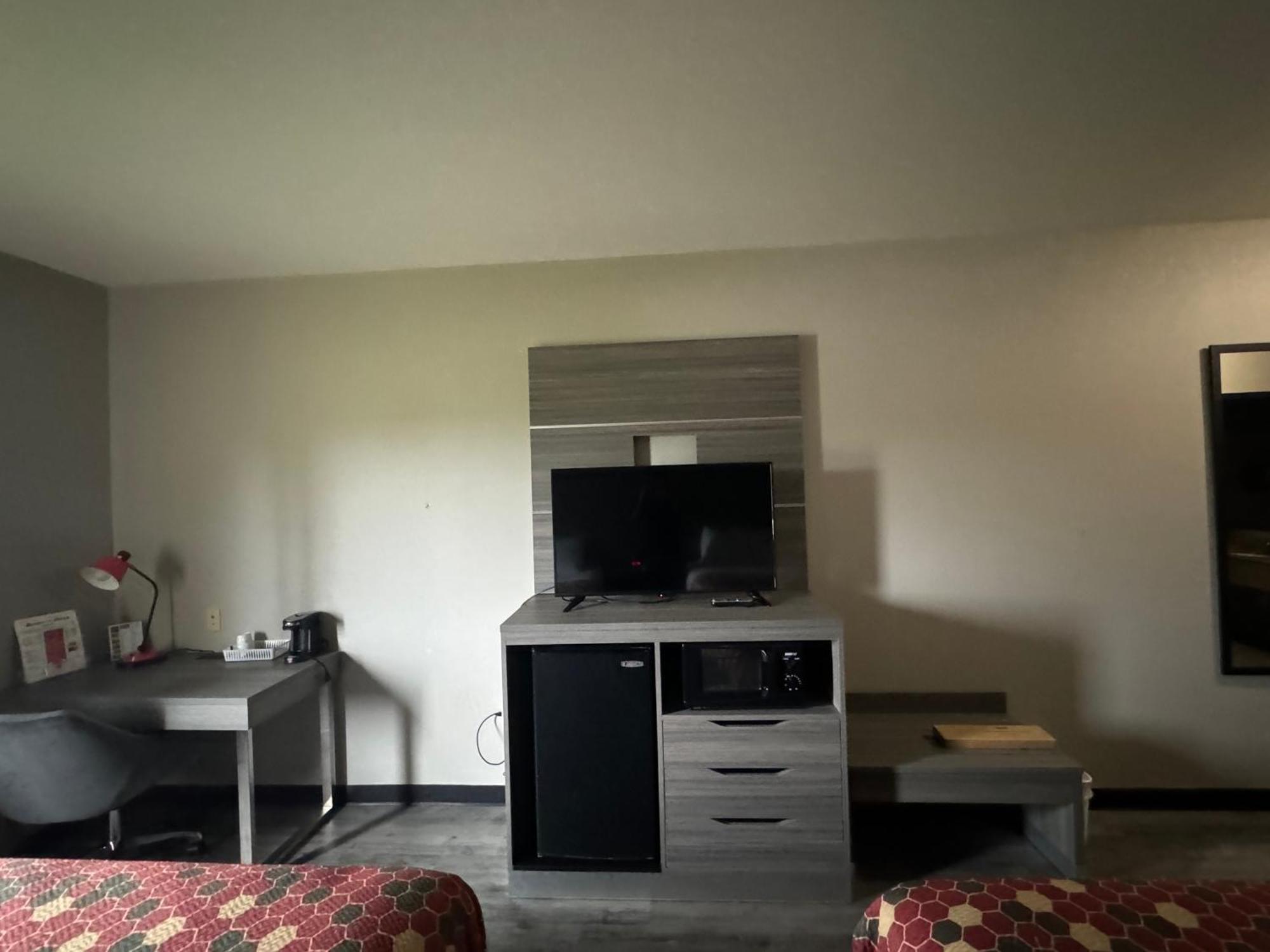 Econo Lodge Inn & Suites Pritchard Road נורת' ליטל רוק מראה חיצוני תמונה