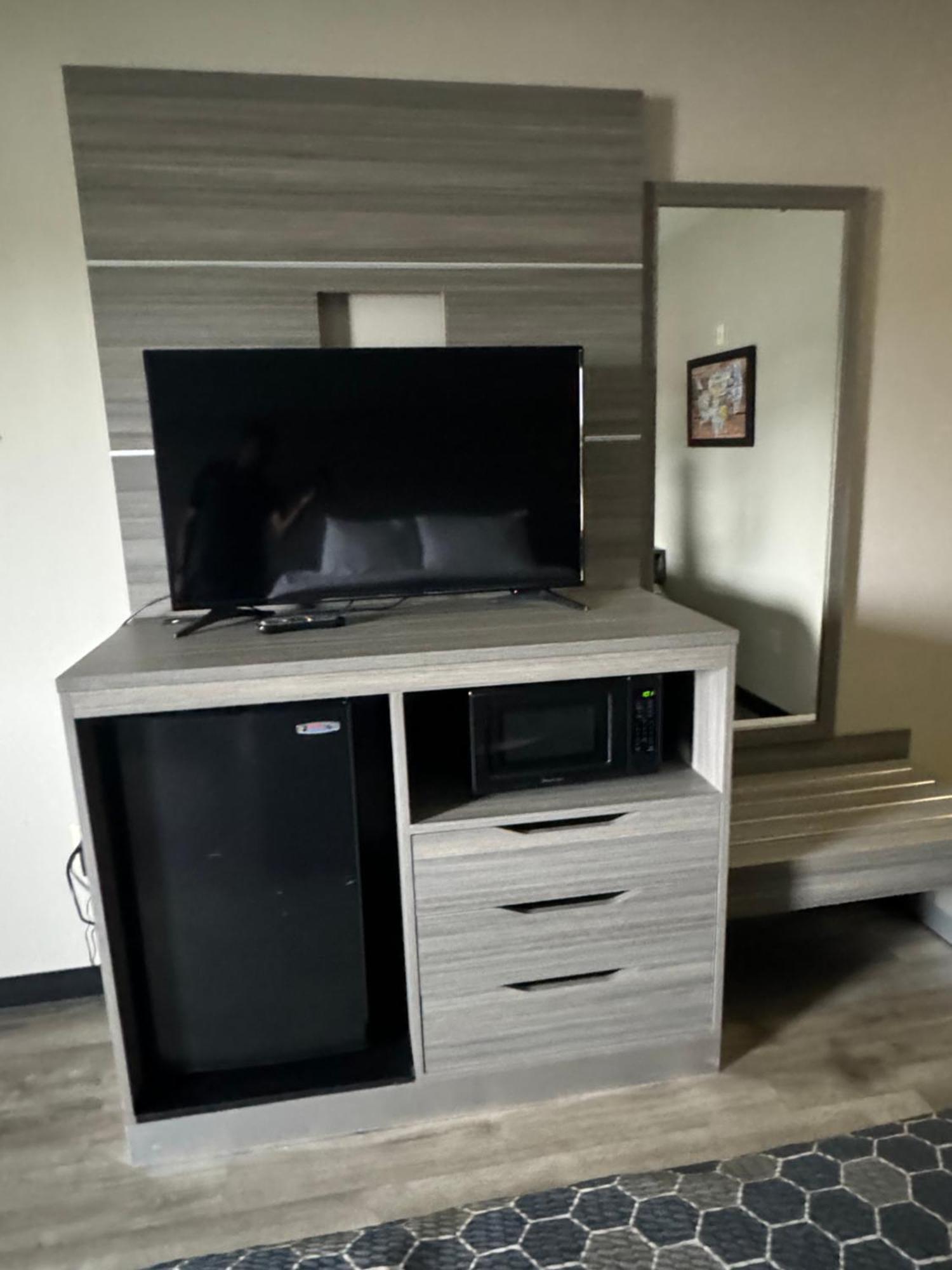 Econo Lodge Inn & Suites Pritchard Road נורת' ליטל רוק מראה חיצוני תמונה